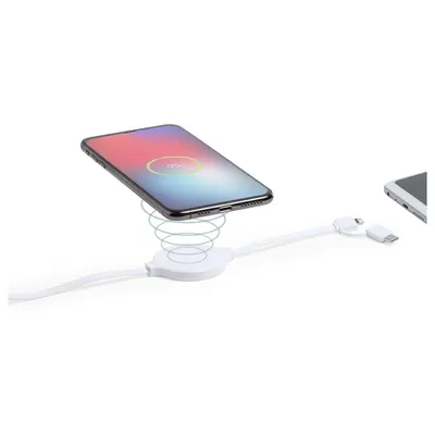 Producto personalizable Cargador Pikat